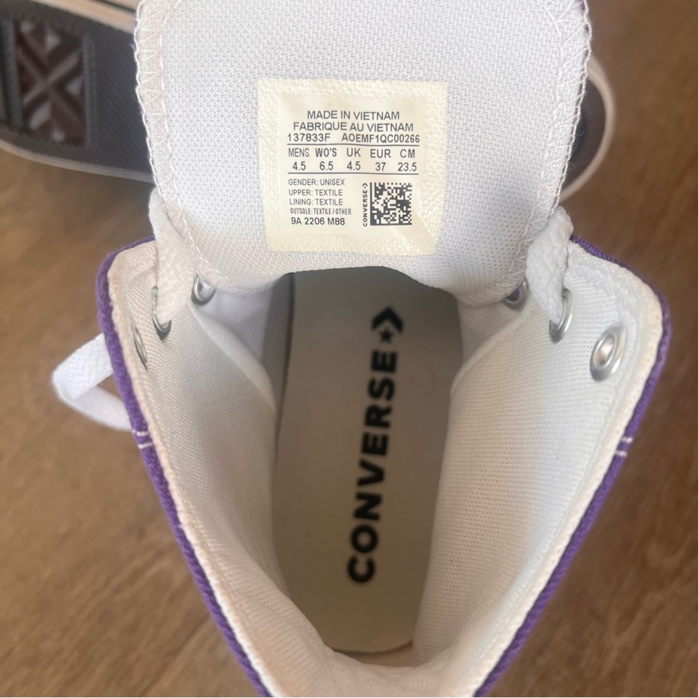 Converse Purple High Top Classic All Star Chuck Taylor Sneakers Women’s 6.5 - Picture 8 of 8